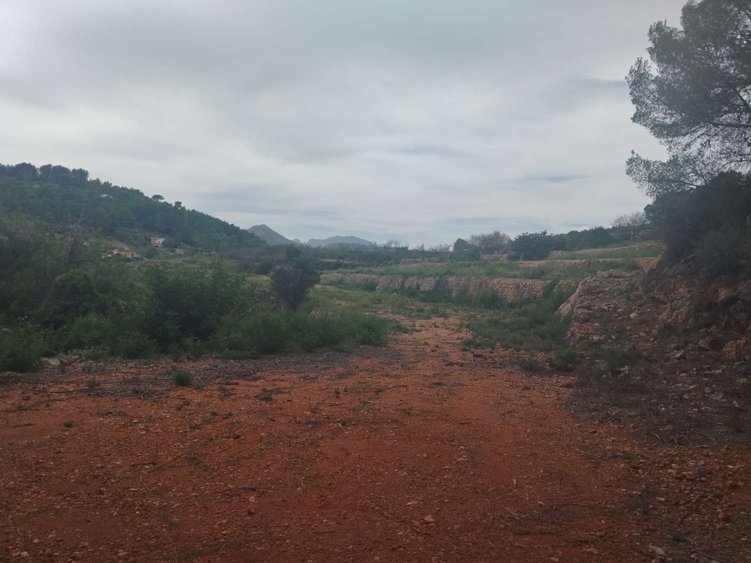 Rustikales Land 8.000 Meter mit Ruine